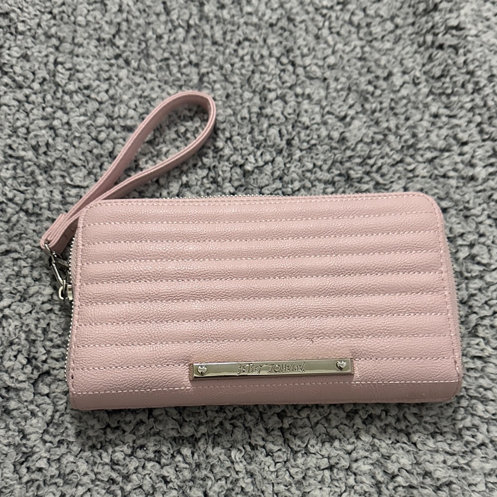 Betsy Johnson Blush Quilted Wristlet